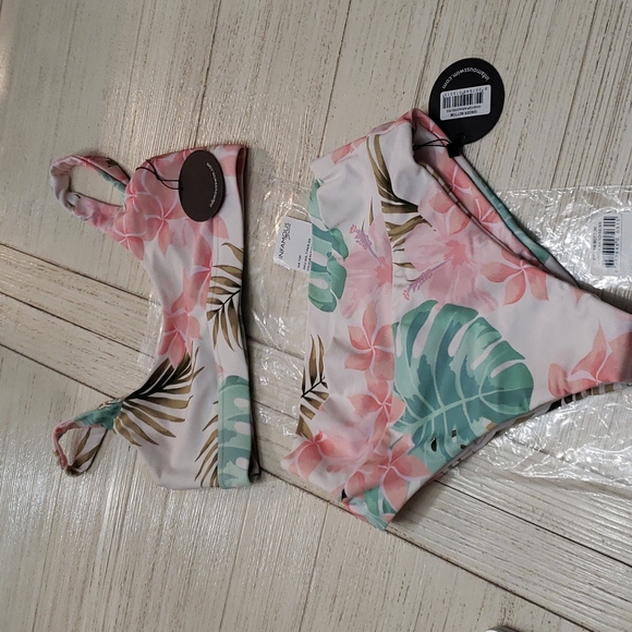 infamous swim Other - NEW Infamous Swim Bikini Paradise Gia Top & Ginger Bottom XS